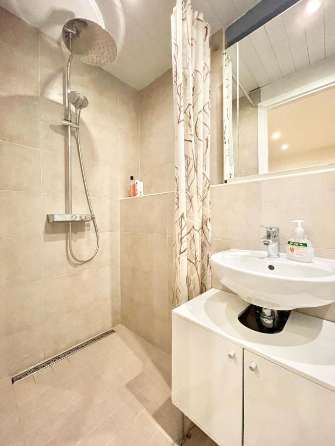 Cosy Studio In Historical Building. City Center Apartment Tallinn Luaran gambar